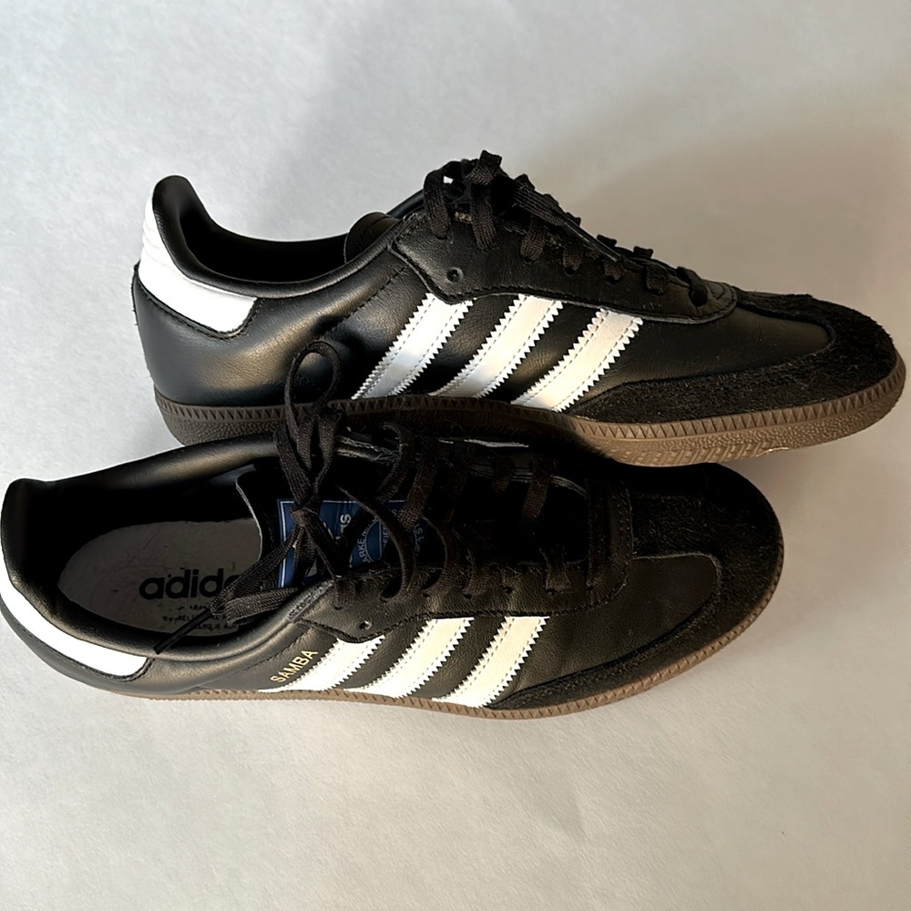 Brand-new (worn once) adidas Kids' Grade School Samba OG Shoes